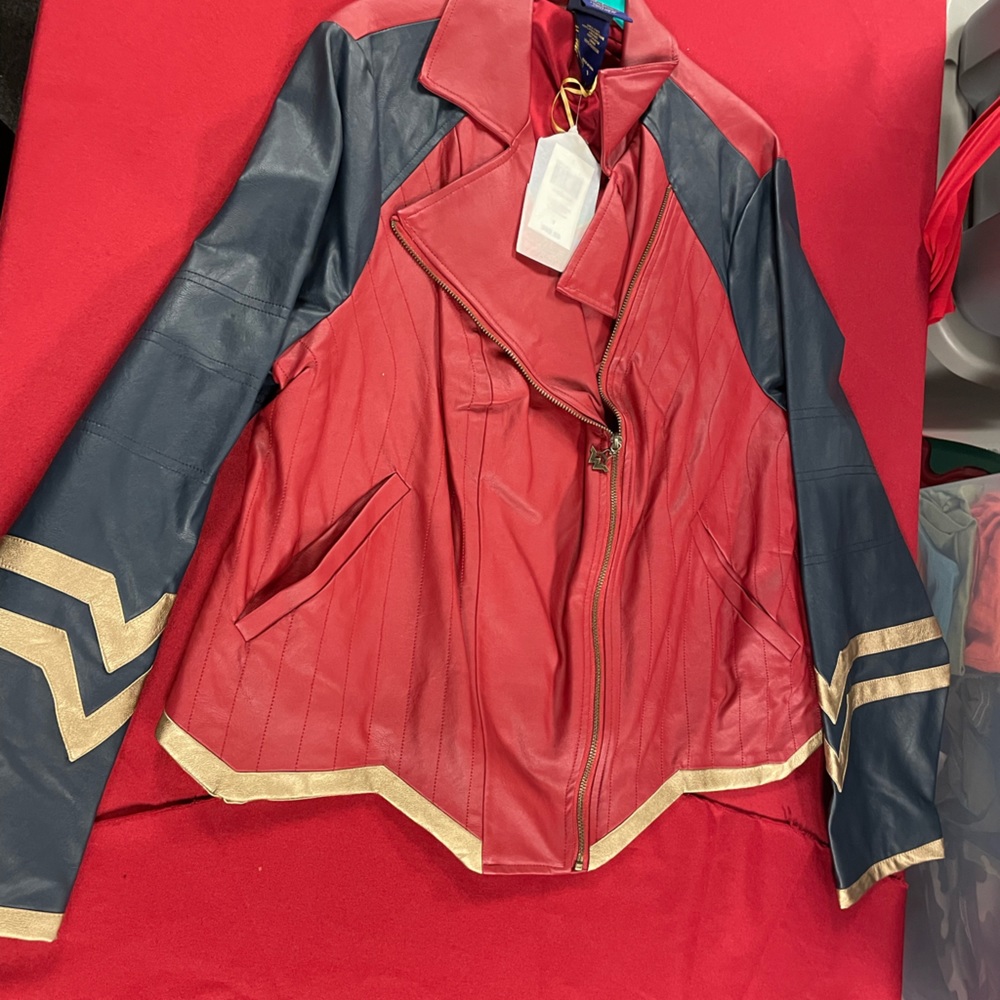 Wonder Woman exclusive Jacket